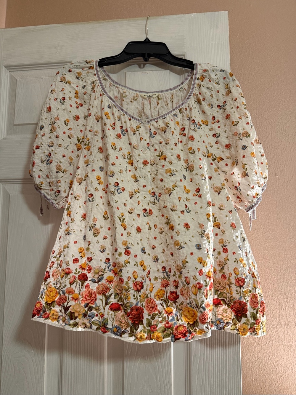 Floral Puff-Sleeve Women's Blouse